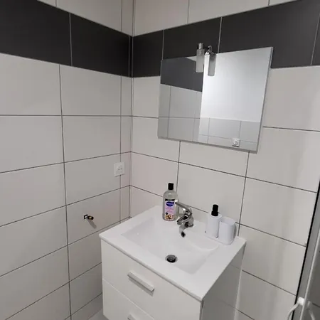 Проживание в семье Cosy Chez L'habintant *